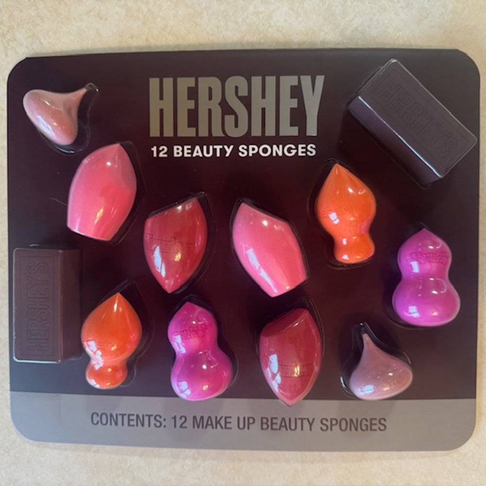 HERSHEY 12 Piece Make Up Beauty Blender Sponges